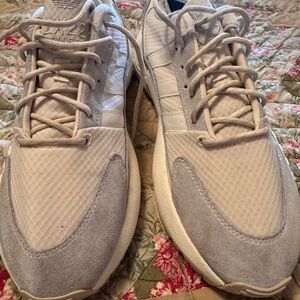 Adidas Men's Gray ZX22 Boost Sneakers cream